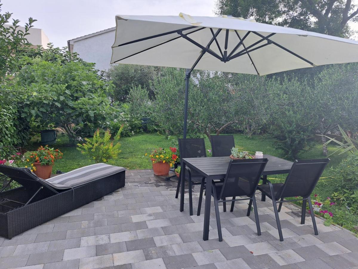 Apartment Noa'S Garden Bibinje Bagian luar foto