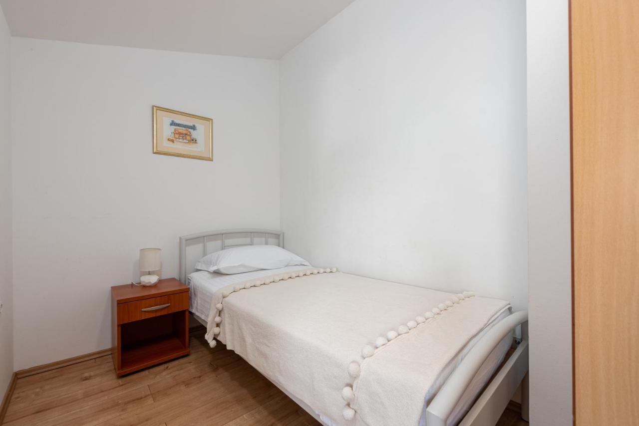 Apartment Noa'S Garden Bibinje Bagian luar foto