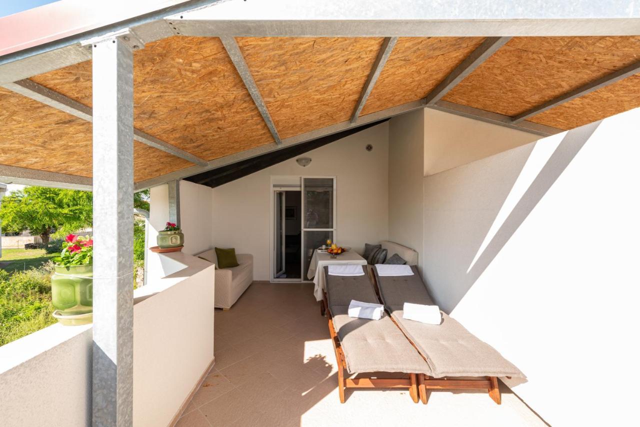 Apartment Noa'S Garden Bibinje Bagian luar foto